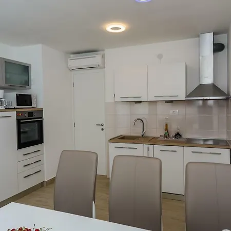 Bambi Apartment *