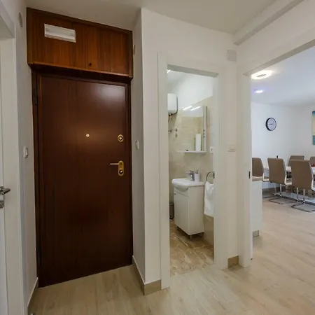 Bambi Apartment *